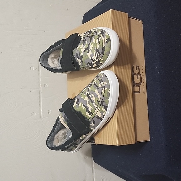 youth cameo UGG canvas casual sneakers unisex..can fit a women size 6-6.5 - Picture 5 of 6